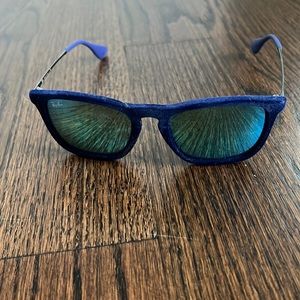 Blue Ray-Ban Sunglasses
